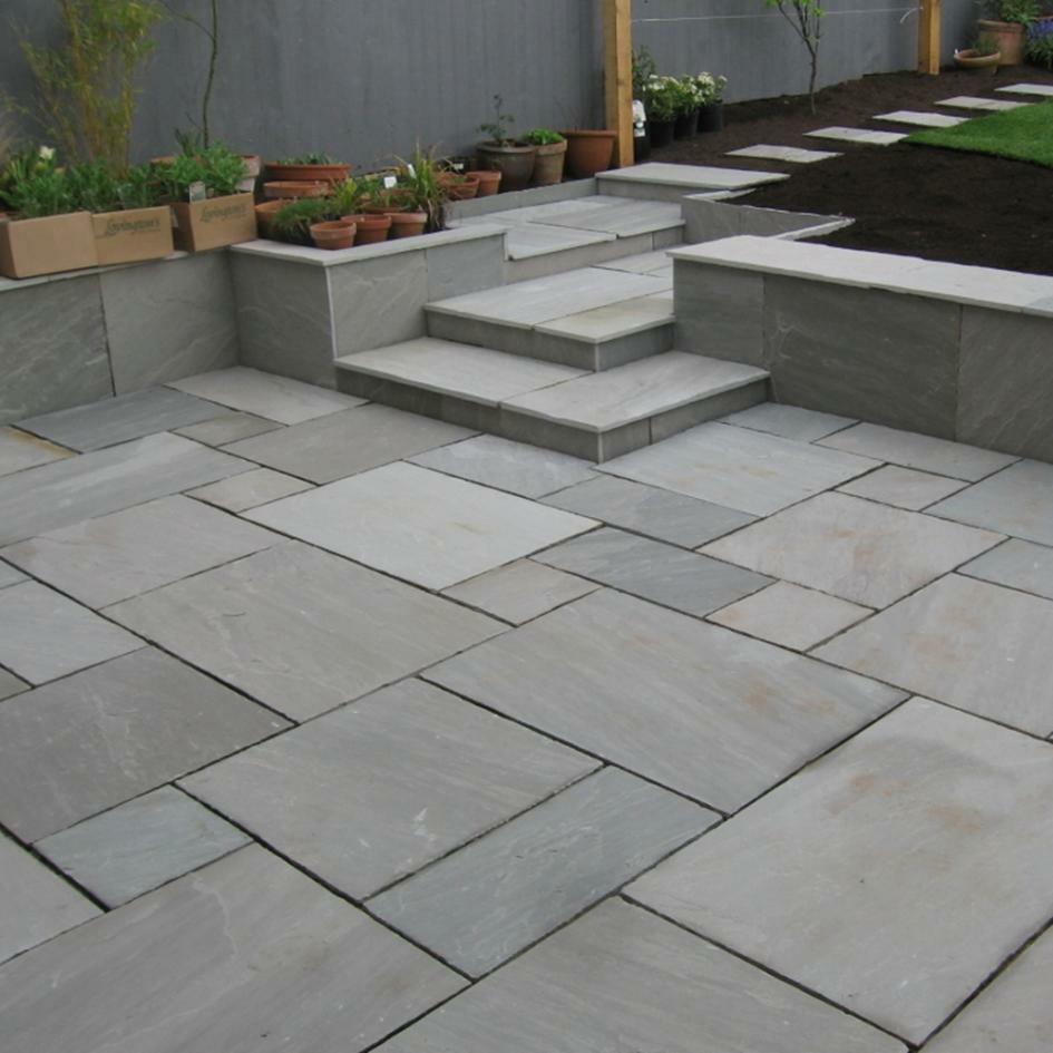 grey-slabs-with-steps
