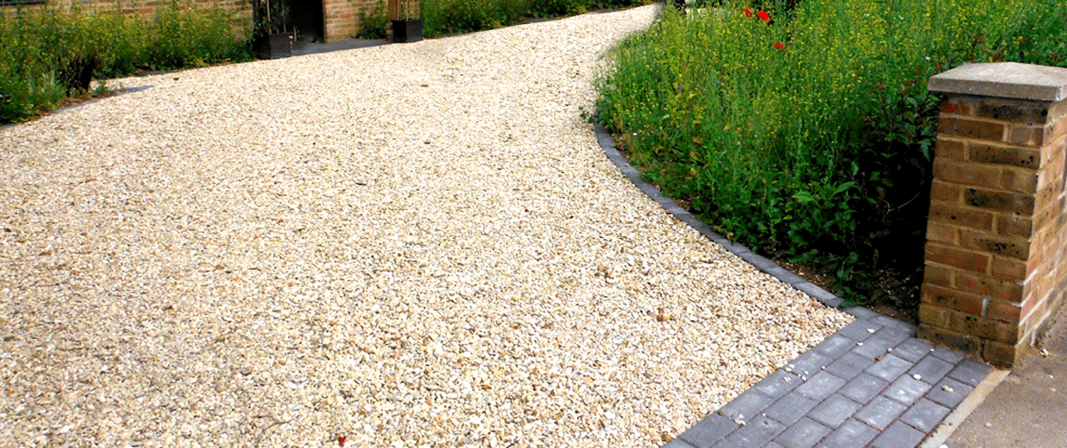 gravel-drive-with-block-entrance-slider